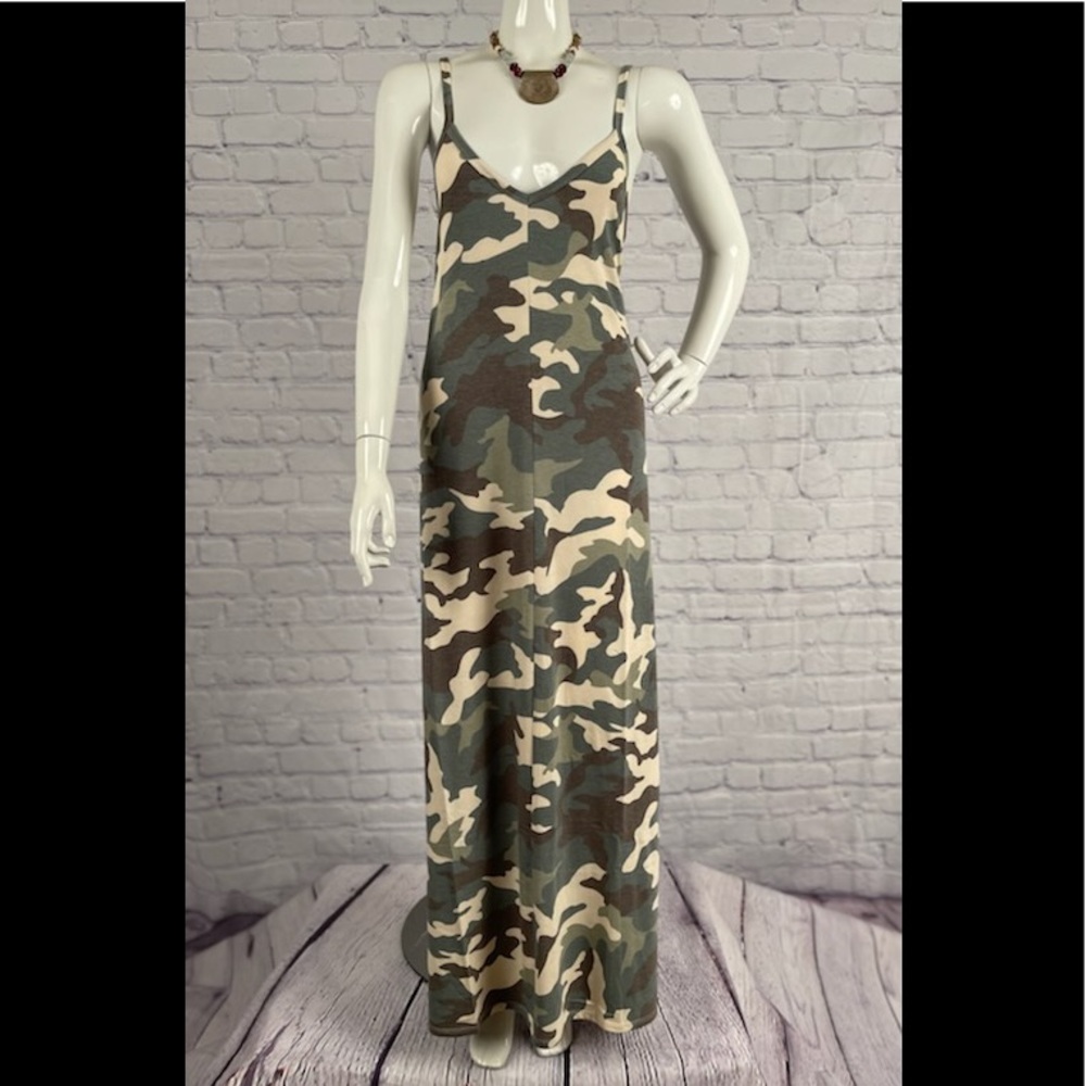 Brand New Camo Print Maxi Dress Various - Picture 3 of 9